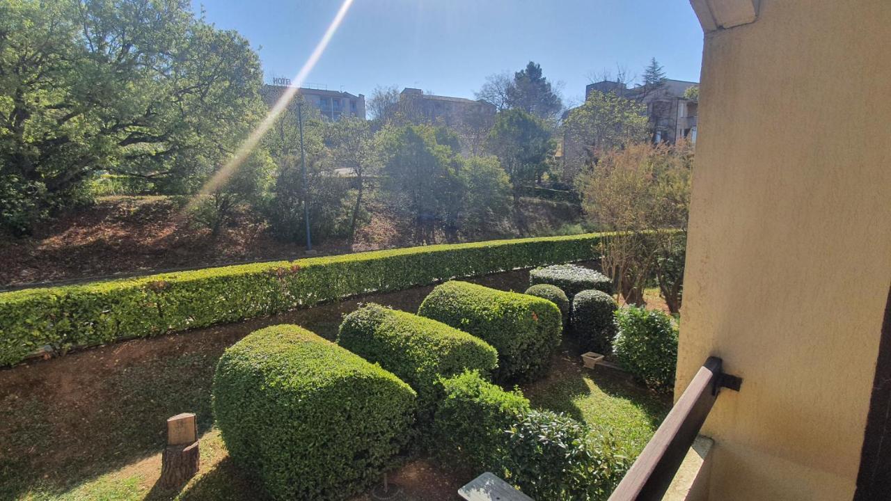 Le Studio Des Garrigues - Climatise Gréoux-les-Bains المظهر الخارجي الصورة