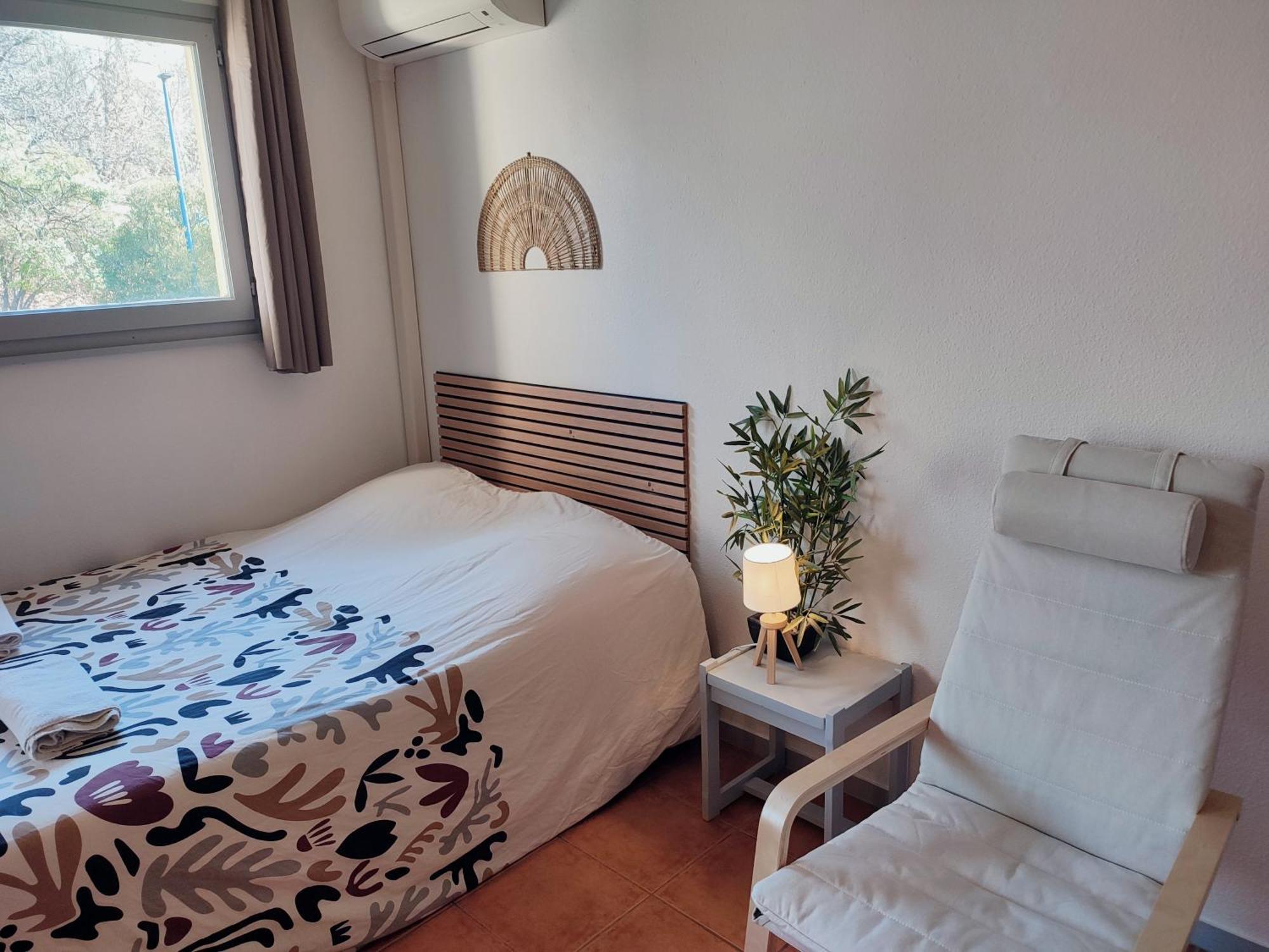 Le Studio Des Garrigues - Climatise Gréoux-les-Bains المظهر الخارجي الصورة